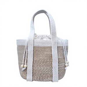 Sac fourre-tout de voyage unique en crochet tressé avec poignées durables et fermeture ouverte, style bohème, couleur unie, sacs tissés à la main - Product Image 2