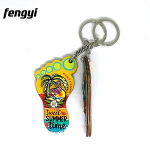 Porte-clés en MDF en forme de pied double face, <span class=keywords><strong>pas</strong></span> <span class=keywords><strong>cher</strong></span>, en gros, souvenir de Punta Cana, République dominicaine - Product Image 4