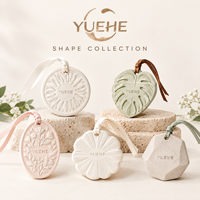 Diffuseur de parfum suspendu pour voiture, sachet aromatique en pierre de gypse, parfum pour armoire et placard, logo personnalisé, cadeau parfumé, OEM ODM, vente en gros
