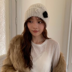 Gorro de punto de estilo coreano con flor de rosa, gorro beige a prueba de viento para mujer, otoño e invierno, cálido, a la moda, Color sólido, 56-58Cm - Product Image 2