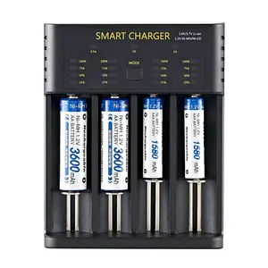 18650 caricabatterie BMAX 4 Slot batteria agli ioni di litio 3.7V per torcia lampada da prato e batteria al litio tagliacapelli elettrica