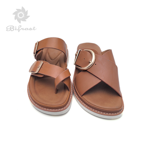 Sandali Casual da <span class=keywords><strong>Donna</strong></span> alla Moda con Doppia Fibbia Metallica Marrone, Comodi e Antiscivolo - Product Image 3
