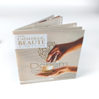 Catalogues personnalisés de haute qualité, cousus à la selle, manuels de produits imprimés en couleur, et brochures de marque.