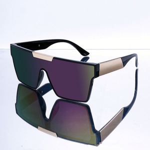 Gafas de Sol Cuadradas Extra Grandes de Moda 2025 con Logotipo Personalizado para Hombre y Mujer, Protección UV400, Montura Grande, Gafas de Sol Deportivas - Product Image 4