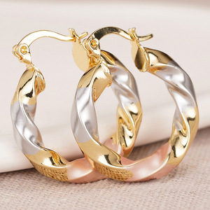 Orecchini a Spirale per Donna, Stile Morbido e Minimalista, Gioielli in Metallo alla Moda, Accessorio per Uso Quotidiano - Product Image 4