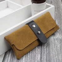 Étui à montre rectangulaire léger en similicuir suédé marron, pochette anti-déchirure en cuir, sac de rangement portable écologique avec boucle pour bijoux