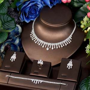 4Pcs Bijoux de mariage goutte d'eau Sets Bride White Zirconia Necklace and Earrings Ring Bracelet Holiday Gifts S-425 - Product Image 1