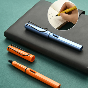 Bolígrafo de Gel publicitario con logotipo personalizado de gama alta, traje de regalo de Metal, escritura neutra de plástico esmerilado de 0,5mm para firmas comerciales, venta al por mayor - Product Image 5