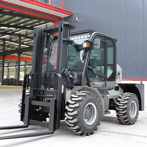 Meilleur prix Chariot élévateur tout-terrain 4x4 Chariot élévateur diesel 3 tonnes 3,5 tonnes 5000 kg 5 tonnes Chariot élévateur tout-terrain à vendre - Product Image 1