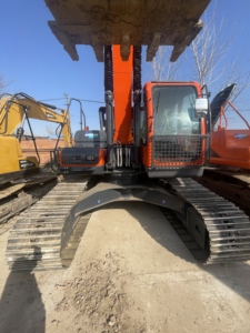 Pelle sur chenilles Doosan Corée d'occasion Doosan DX225 Pelle sur chenilles 20 tonnes DX225 Digger - Product Image 5