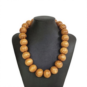 Collar de Cuentas de Madera Hecho a Mano, Moderno, Unisex, Joyería Religiosa Budista, Diseño Grueso con Forma de Bola, Accesorio de Moda - Product Image 1