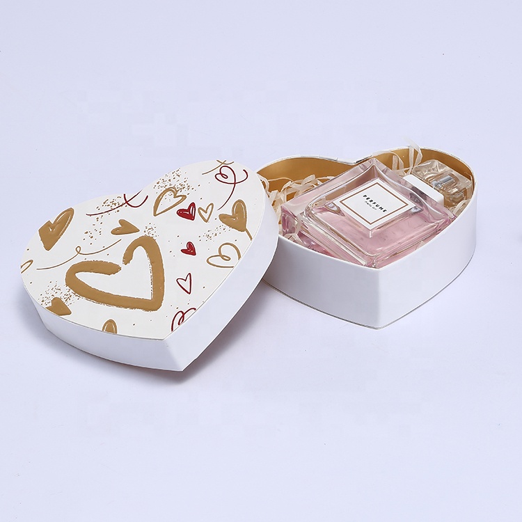 Luxury custom logo small wedding candy packing heart shaped chocolate gift box packaging