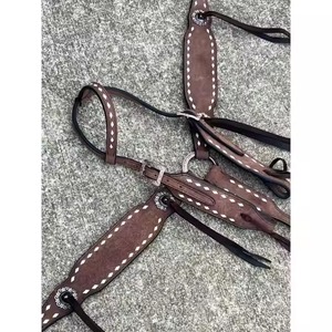 Juego de tachuelas de caballo occidentales OEM más vendidos, Collar de pecho de cuero mecanizado de calidad y caballete de caballo con adorno de pespunte - Product Image 1