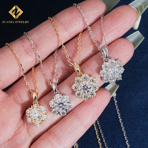 Collier Pendentif Fleur en Argent Sterling 925 avec Moissanite et Breloques Rondes en Argent Fin pour Femme - Product Image 5