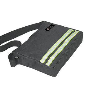 Tool Messenger Bag Thickened Oxford Cloth Waterproof Zipper Closure Multi Function Shoulder Bag For Repair Tools - Product Image 4