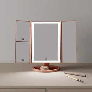 Espejo de tocador triple con luces LED para maquillaje iluminado plegable de viaje portátil de oro rosa con control táctil cosmético