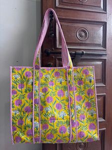 Sac fourre-tout en coton matelassé imprimé à la main, best-seller, sac à bandoulière pour le shopping, sac fourre-tout géométrique multicolore en coton fleuri - Product Image 5