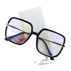 Les grandes lunettes à monture noire rouge pour femmes peuvent être assorties à un certain nombre de degrés pour montrer <span class=keywords><strong>le</strong></span> visage <span class=keywords><strong>petit</strong></span> maquillage dieu anti-bleu moi - Product Image 1