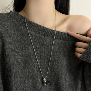 Collier en pierre naturelle en forme de grappe de raisin, favori des influenceurs |   Chaîne de pull longue polyvalente au design tendance pour femmes - Product Image 3