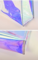 WAKIYA personnalisé taille L PVC holographique luxe sac fourre-tout dames sac à main décontracté fermeture ouverte imprimé logo chaîne sangle pour les mariages