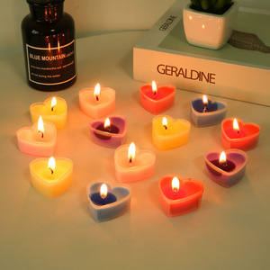 Bougies chauffe-plat parfumées en forme de cœur, colorées et aromatiques, pour dîner romantique, décoration de mariage ou de fête. - Product Image 1