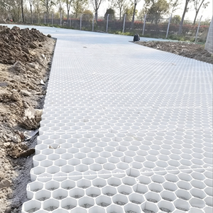 Dalles hexagonales en plastique emboîtables vert-noir, grille alvéolée pour <span class=keywords><strong>allée</strong></span>, aménagement paysager, gazon et drainage - Product Image 3