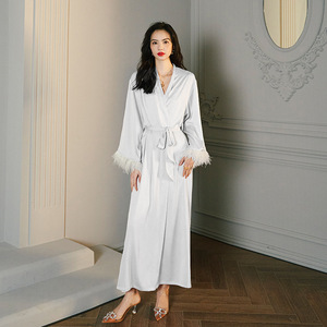 Abito da donna in raso solido <span class=keywords><strong>manica</strong></span> <span class=keywords><strong>lunga</strong></span> con finiture in piuma elastico in vita <span class=keywords><strong>camicia</strong></span> da <span class=keywords><strong>notte</strong></span> traspirante di grandi dimensioni - Product Image 3