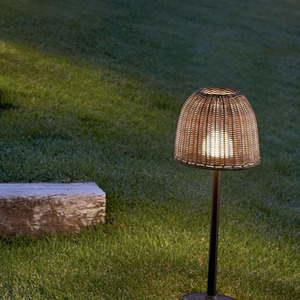 IP54 paysage <span class=keywords><strong>colonne</strong></span> LED extérieur solaire cour <span class=keywords><strong>lampe</strong></span> rotin lampadaire pour jardin hôtel et cour décoration - Product Image 4