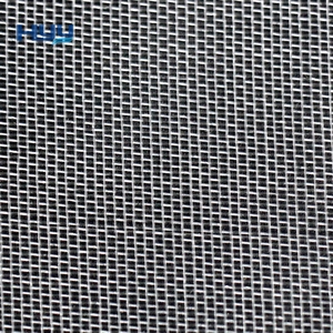 Filet de protection polyvalent en PEHD contre les insectes et la grêle - Anti-pucerons, anti-mouches, anti-moustiques pour la ferme et la serre - Product Image 1