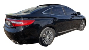 Hyundai Grandeur Azera 2014, conduite à gauche, essence, berline, voiture d'occasion coréenne, automatique, traction avant, 5 places, toit ouvrant panoramique, haute spécification - Product Image 6