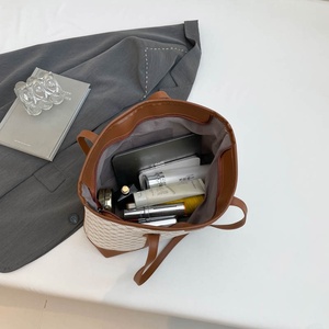 <span class=keywords><strong>Bolso</strong></span> de Hombro Elegante para Mujer, Estilo Retro, Gran Capacidad, Casual, Verano 2025, Cierre de Cremallera, Poliéster, Diseño con Estampado Chic - Product Image 4