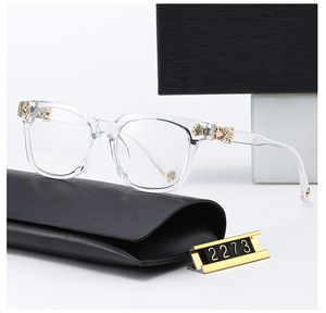 Lunettes Optiques Anti-Lumière Bleue Classiques Charme Heart 2026 de Haute Qualité 2273 Nouveaux Modèles Hommes Femmes Montures Carrées Légères Verres PC - Product Image 4
