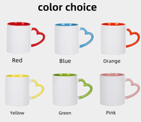 Mango de color en forma de corazón, venta al por mayor, impresión de transferencia de calor, Taza de cerámica en blanco, revestimiento de regalo creativo, tazas blancas
