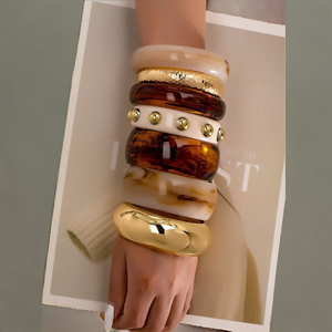 Bracelets en résine imperméables haut de gamme pour femmes, couleurs personnalisées, finition élégante, bijoux fantaisie mignons, logo personnalisé, cadeau d'affaires, fête, décontracté - Product Image 2