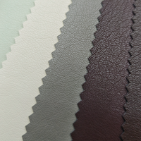 Tissu en cuir PU fin et doux 210GSM 0,4 mm d'épaisseur, résistant à l'abrasion et anti-moisissure pour manteaux et vestes
