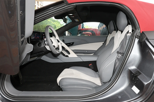 <span class=keywords><strong>2</strong></span> pintu <span class=keywords><strong>2</strong></span> kursi Drophead Coupe MG Cyberster 2026 Model 520km Legend 4WD versi mobil olahraga elektrik - Product Image 4