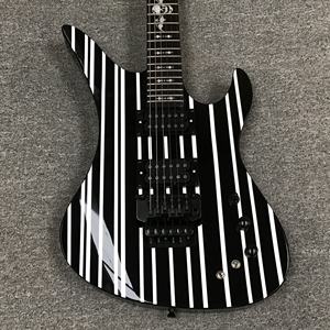 Guitare Schecter Sinister Custom Noir Brillant avec Pinstripes Argentés Livraison Rapide - Product Image 2