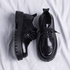 Chaussures décontractées pour hommes, élégantes, en PU noir brillant, confortables, à lacets, antidérapantes, pour le bureau et la carrière - Product Image 4