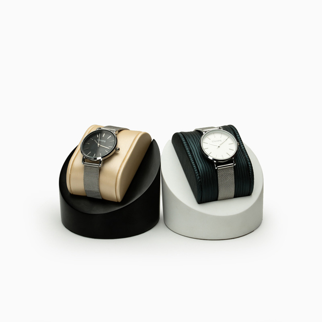 Customized Watch Display Instock Luxury Pu Leather Watch Stand Cheap Watch Display Stand