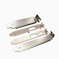 Support de châssis métallique anti-poussière OEM ODM personnalisé pour carte son DVI, cache de fente d'extension IO et support PCI pour boîtier d'ordinateur