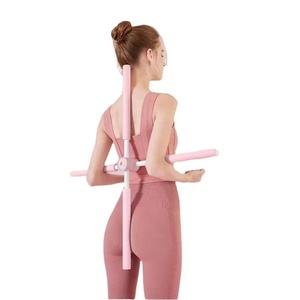 Bâton de yoga pour l'entraînement du dos et des épaules, correcteur de posture croisée pour le yoga et le Pilates - Product Image 1