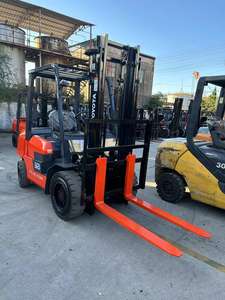 รถยกโตโยต้ามือสองรถยกเครื่องยนต์ดีเซลญี่ปุ่นแบบมัลติฟังก์ชันรถยกโตโยต้า FD30อยู่ในสภาพดี - Product Image 5