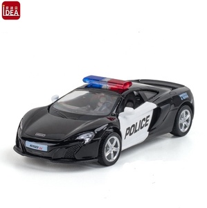 Vente en gros de moules existants échelle 1:32, moulé sous pression, pull back police voiture jouets fabricant - Product Image 2