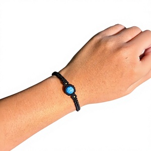 Pulsera Bohemia Ajustable de Macramé con Piedra Turquesa, Joyería Unisex para Uso Diario, Engaste de Bisel de Piedra Natural - Product Image 1
