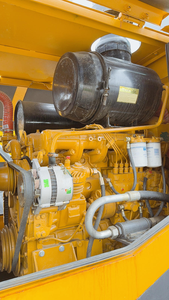 Chargeuse sur pneus d'occasion SDLG LG956L de marque supérieure, capacité nominale de 6 tonnes, moteur, fournisseur professionnel - Product Image 6