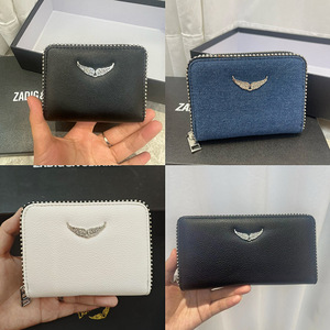 Cartera de Mano Tipo Clutch de Mezclilla con Detalles de Remaches y Cierre de Cremallera para Mujer, Modelo Nuevo 2025 - Product Image 2