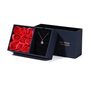 Scatole <span class=keywords><strong>Regalo</strong></span> per <span class=keywords><strong>San</strong></span> <span class=keywords><strong>Valentino</strong></span> dal Design Raffinato, Portagioie <span class=keywords><strong>Romantico</strong></span>, Confezione <span class=keywords><strong>Regalo</strong></span> per Natale - Product Image 1