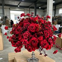 Boule de fleurs artificielles rouges pour décoration de mariage, centres de table de mariage, boules de fleurs artificielles pour la décoration de la maison