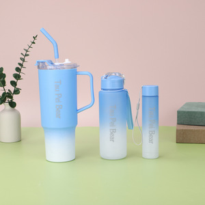 Botella <span class=keywords><strong>de</strong></span> Agua Deportiva <span class=keywords><strong>de</strong></span> Plástico <span class=keywords><strong>de</strong></span> Gran Capacidad para Exteriores, con Degradado, <span class=keywords><strong>de</strong></span> 40 oz, Tres Piezas, con Pajita, para Automóvil - Product Image 6