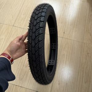 Nuovi pneumatici posteriori tubeless TL 2.75-17 per moto, con battistrada fuoristrada, in gomma naturale, per il mercato marocchino - Product Image 3